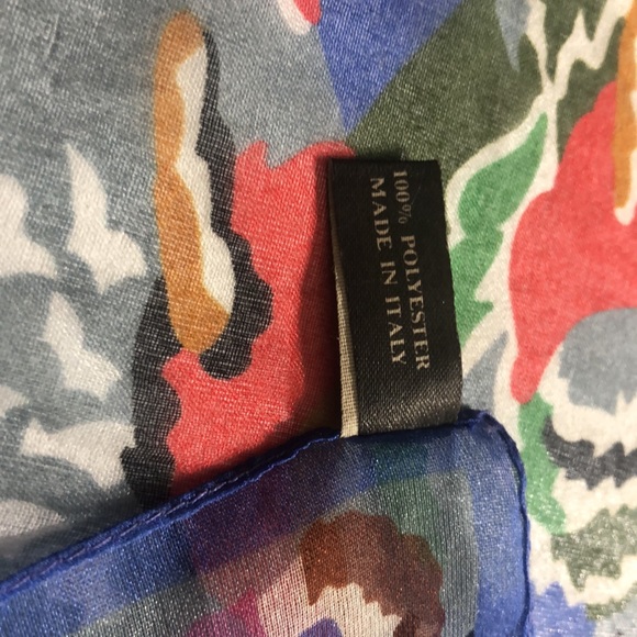 Cacharel Paris vintage scarf - Picture 4 of 4